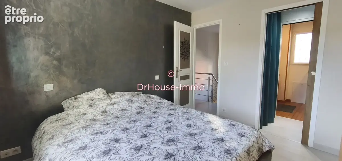 Maison 6 pièces 120 m² à vendre à La Roque-D'antheron (13640) - photo 9