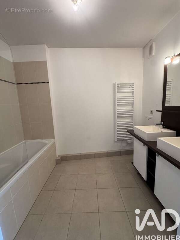 Photo 9 - Appartement à BEGLES