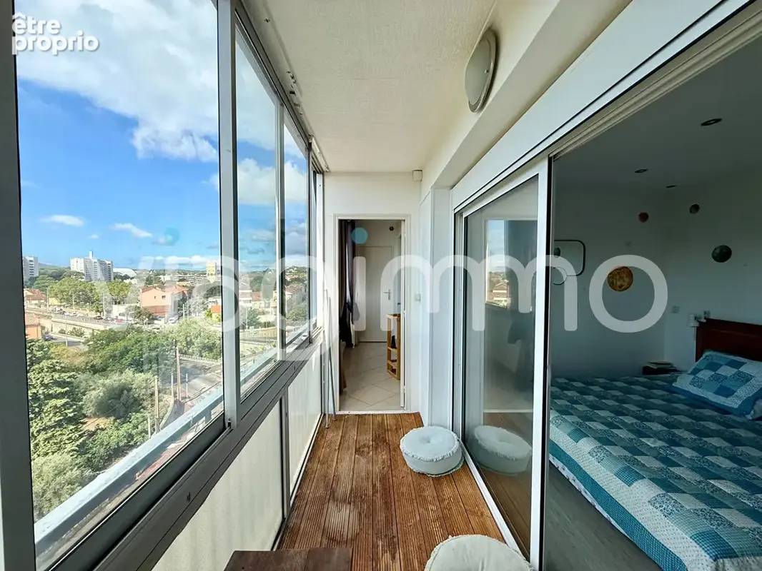 Toulon ? bon rencontre ? t2 46,80 m² en viager occupé - photo 4
