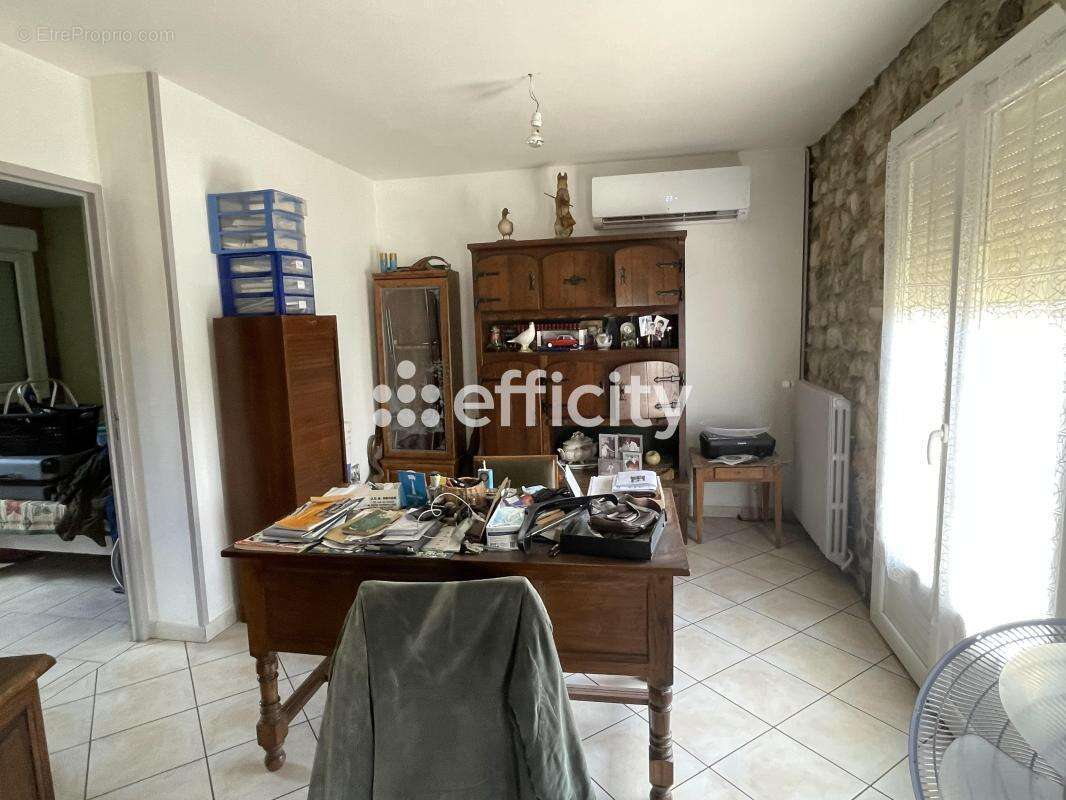 Maison à LAVARE