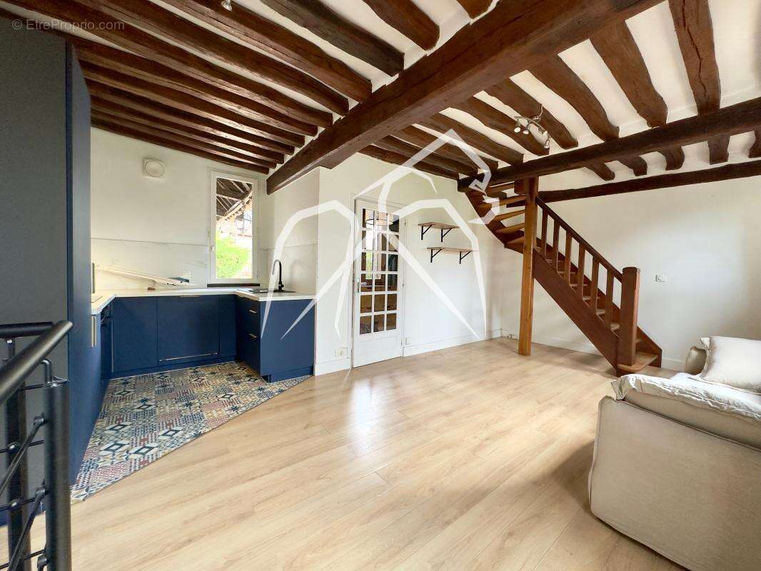 Appartement de charme en triplex 3 chambres  ROUEN Gare (76000) - photo 2