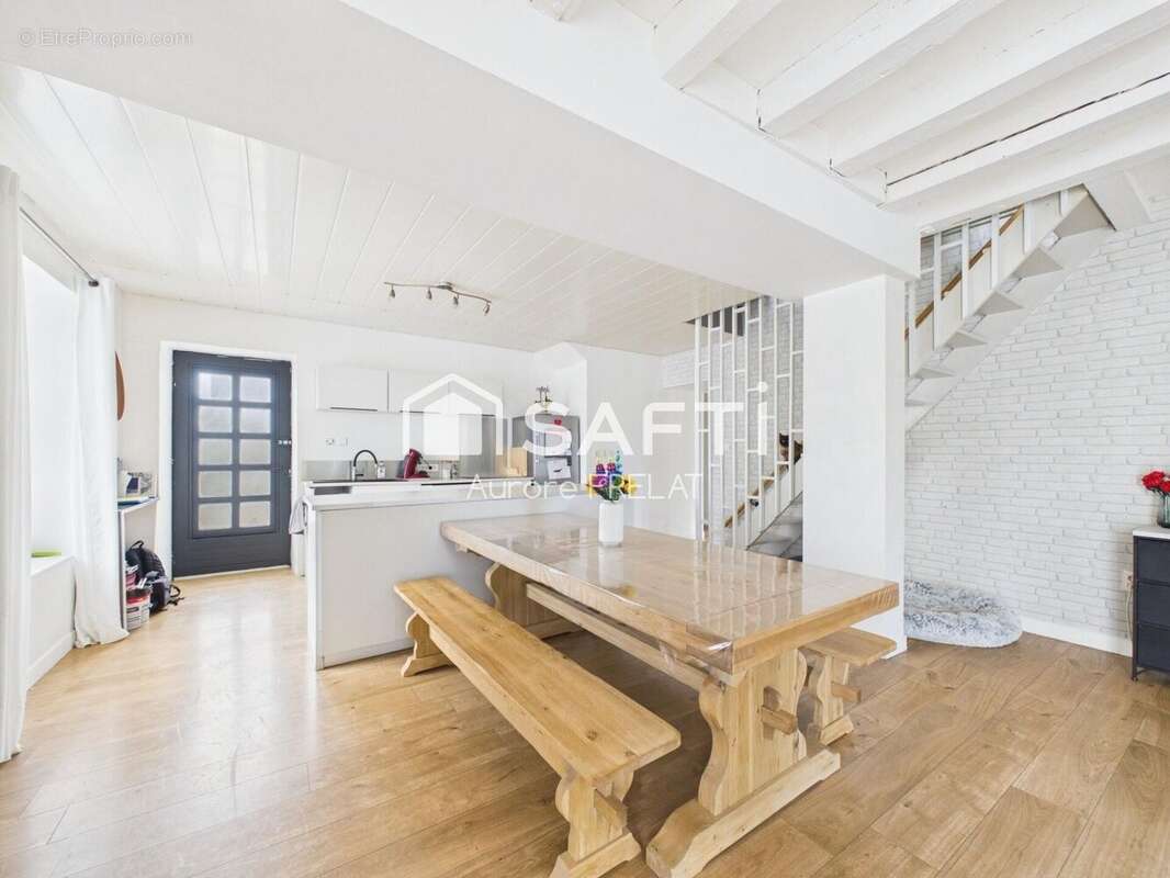 Maison 160 m² à Bournan  - photo 4