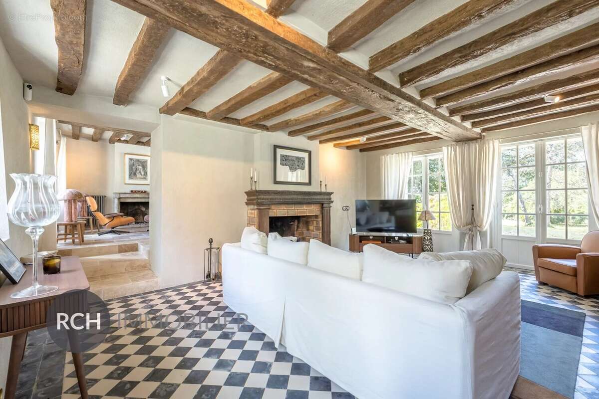 Maison à MONTFORT-L'AMAURY