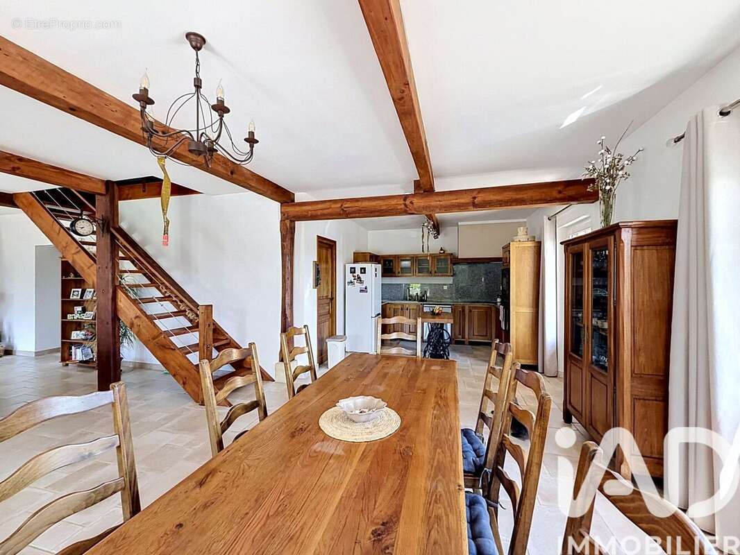 Maison 206 m² à Bergerac  - photo 4
