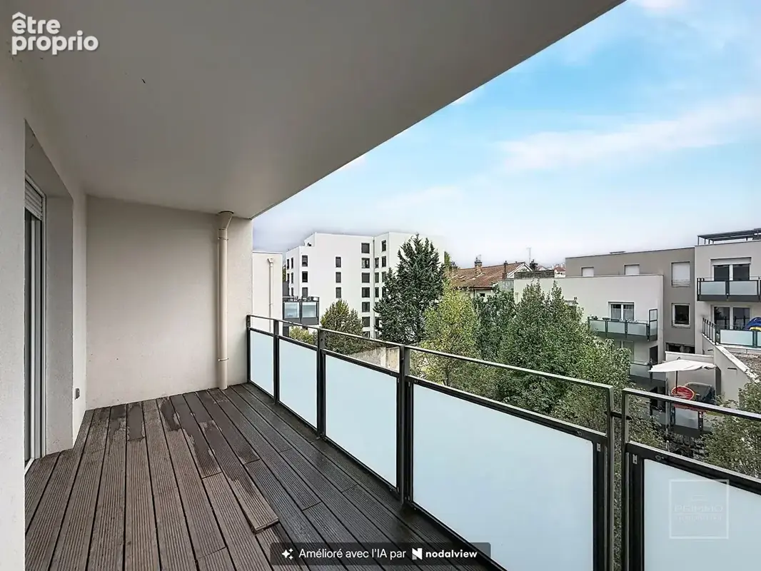 Appartement Lyon  Vaise, 3 pièces 54 m2 avec terrasse de 10m2 et garage - photo 1