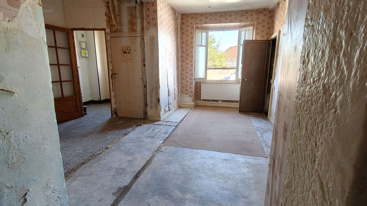 Maison à ARNAY-LE-DUC