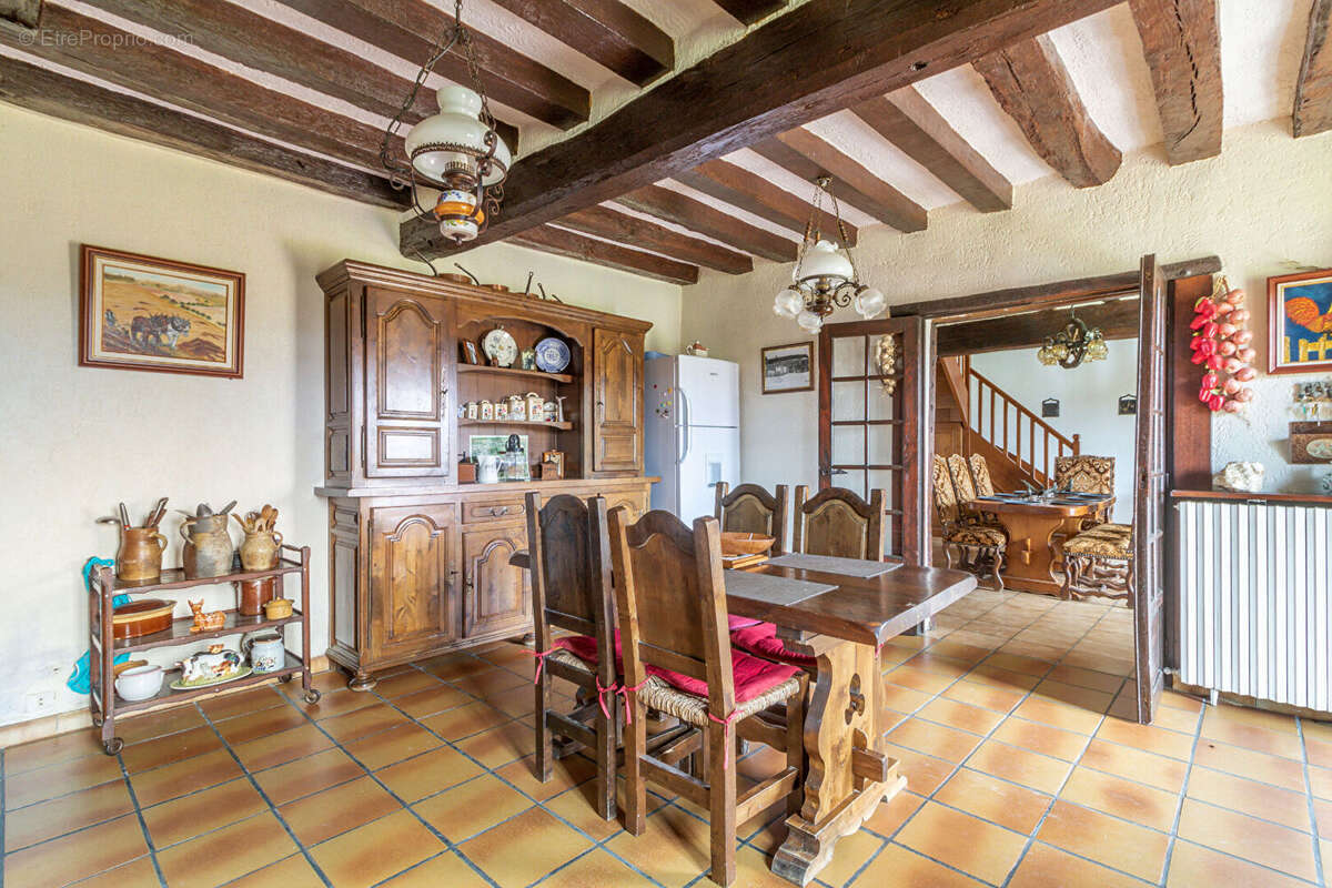 Maison à PRECY-SUR-VRIN