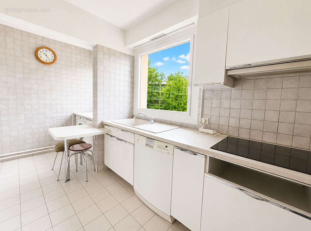 Appartement à VERRIERES-LE-BUISSON