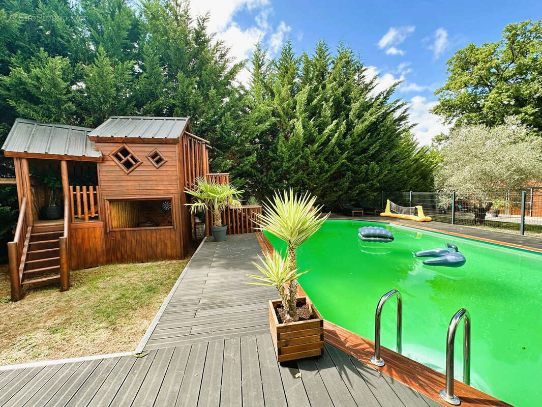 Maison à SAINT-YORRE