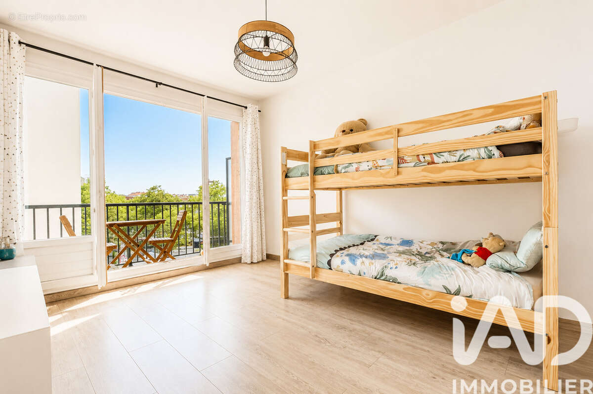 Photo 9 - Appartement à COLOMBES