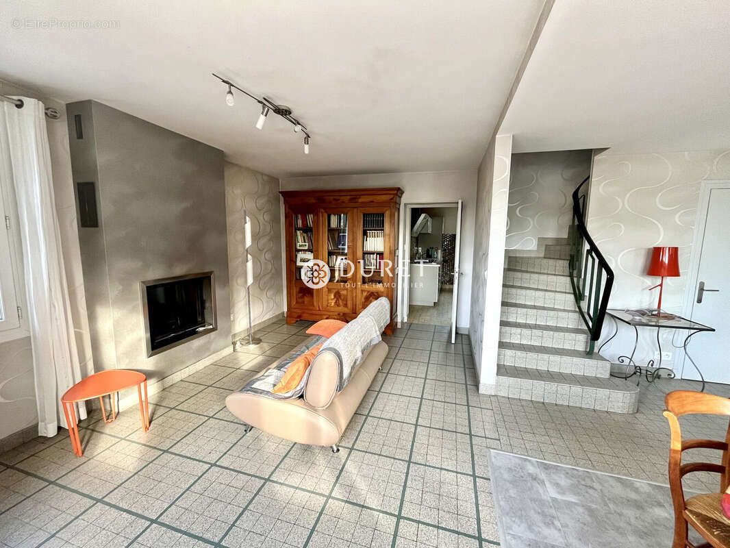 Maison à VENANSAULT