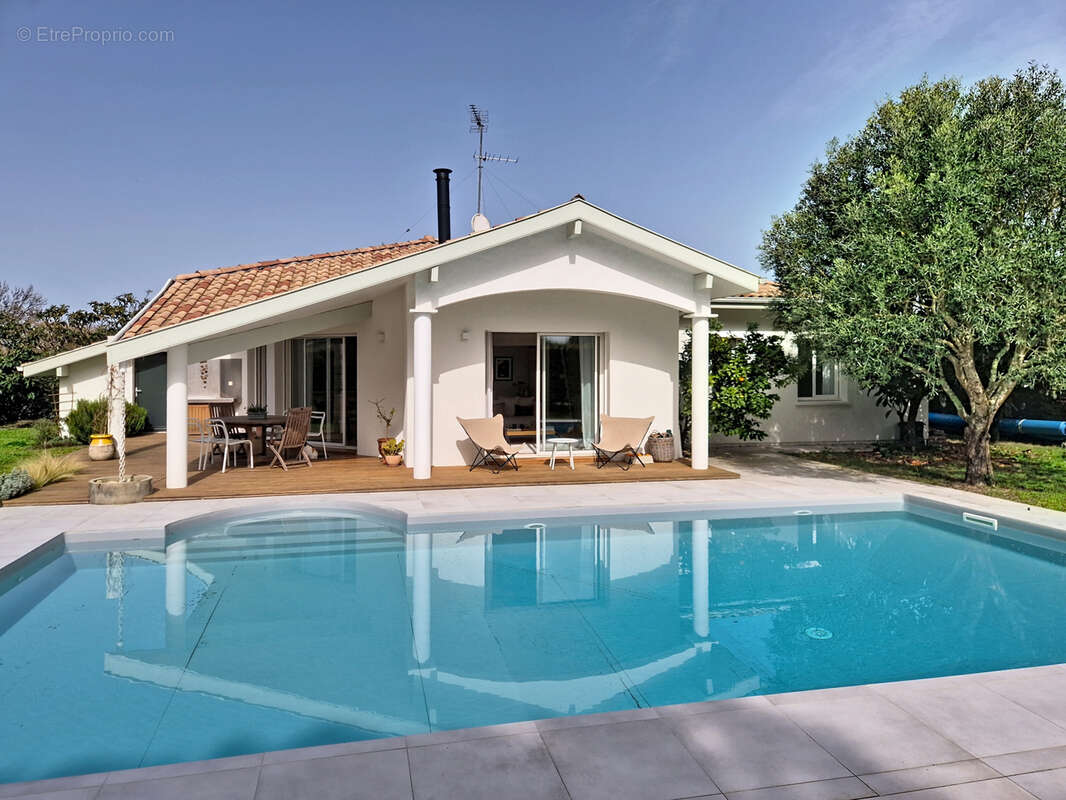 Maison à TOSSE