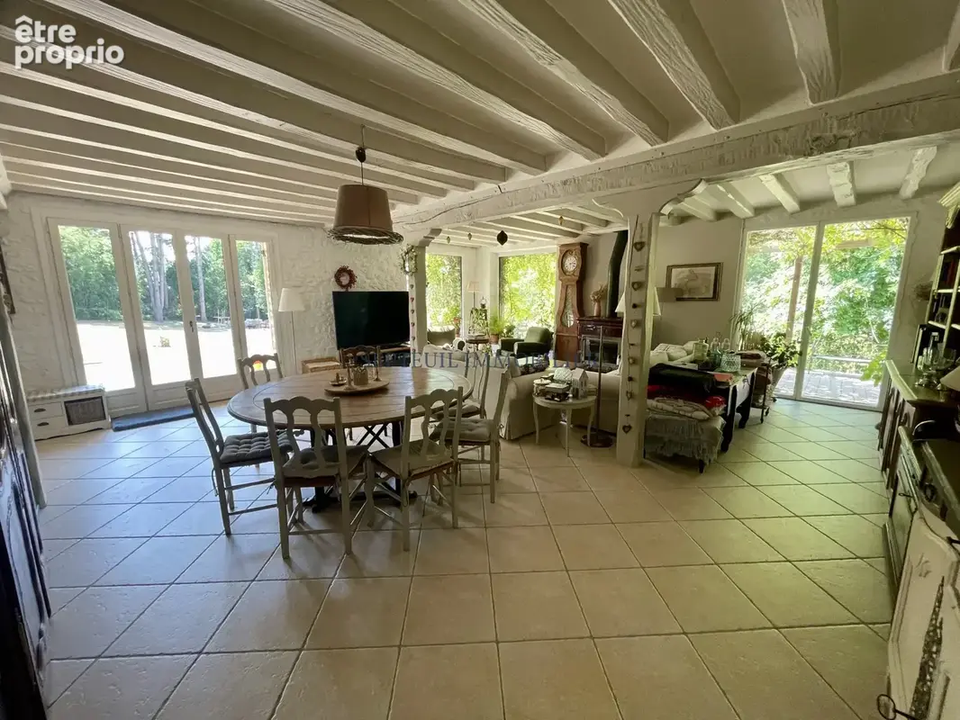Maison ancienne individuelle de 7 pièces, sur 5 088 m2,avec garage et piscine. - photo 11
