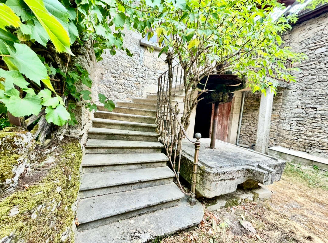 Maison à VILLEBOIS
