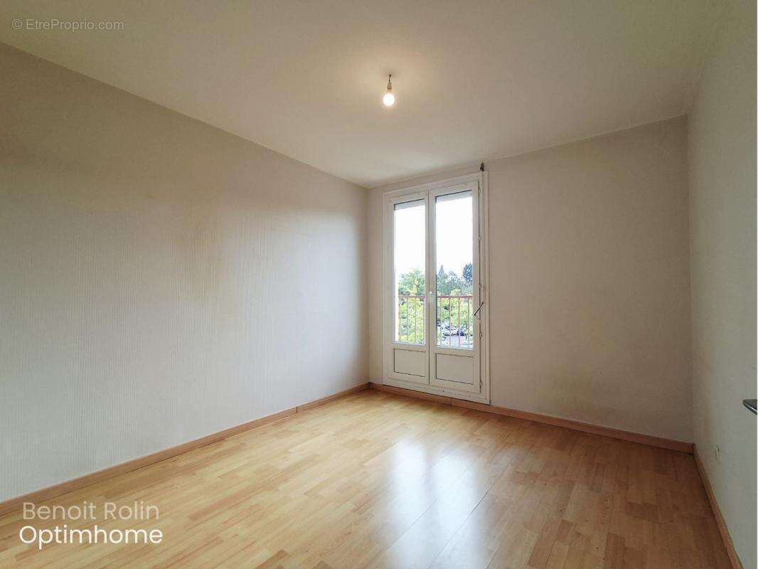À découvrir sans tarder – superbe f4 de 73 m² avec garage de 22 m²+cave - photo 16