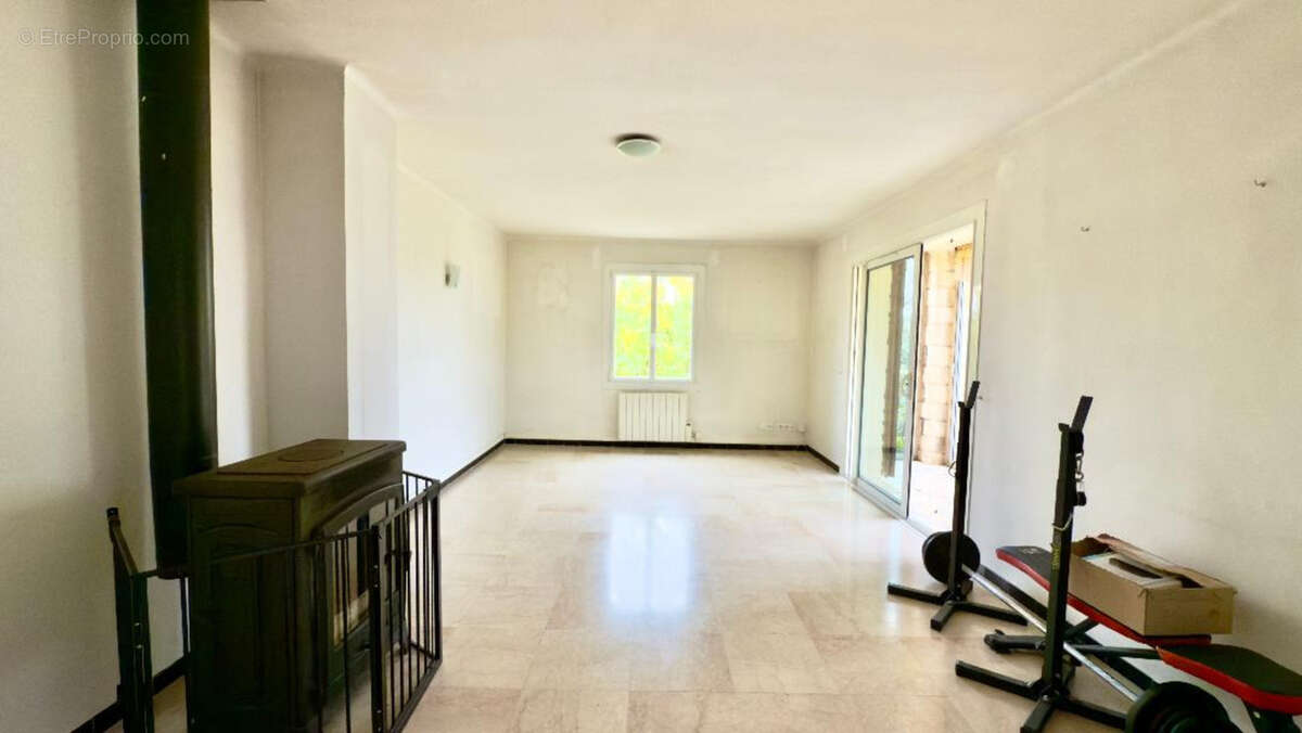 Maison à vendre 8 pièces - 2 Appartements indépendants - Campagne proche centre village - photo 12