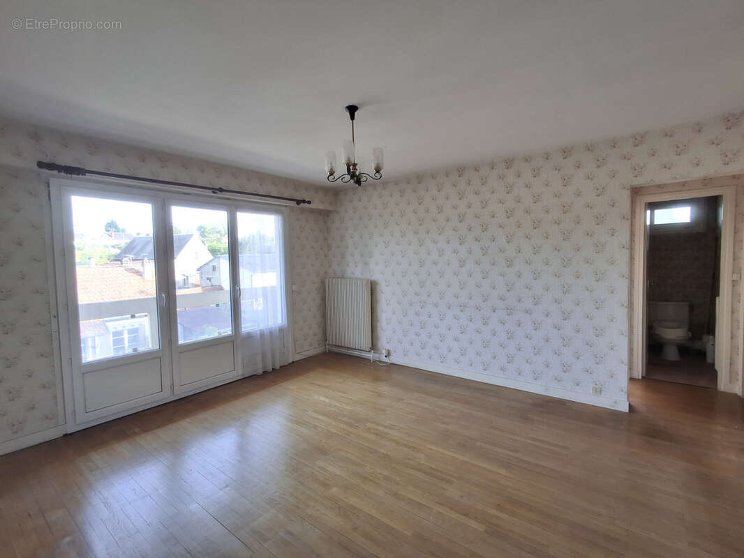 Appartement à LA CHARITE-SUR-LOIRE