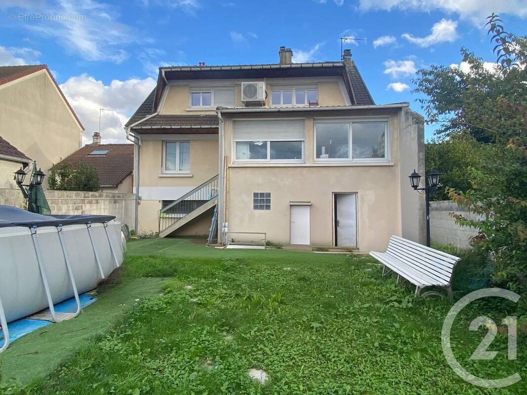 Maison à GARGES-LES-GONESSE