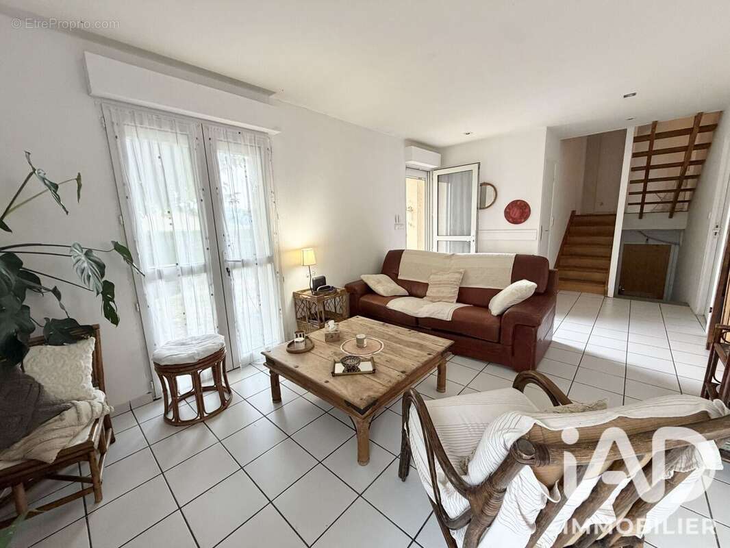 Maison 113 m² à Figeac  - photo 3
