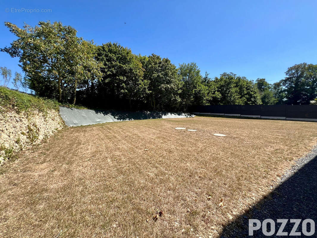 Maison très récente à 8 kilomètres de Bayeux  et 5 kilomètres de Port en Bessin - photo 13