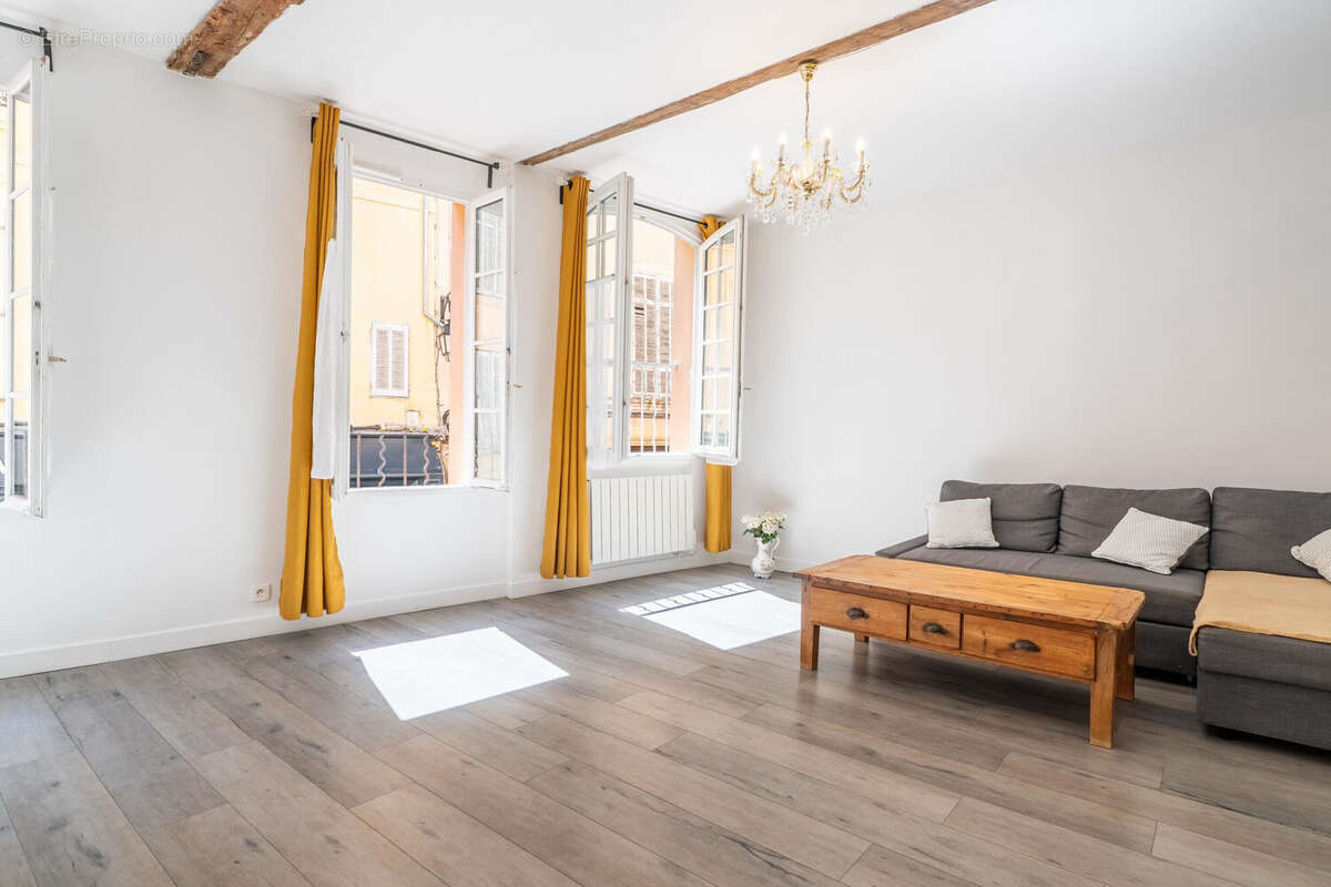 Appartement à AIX-EN-PROVENCE