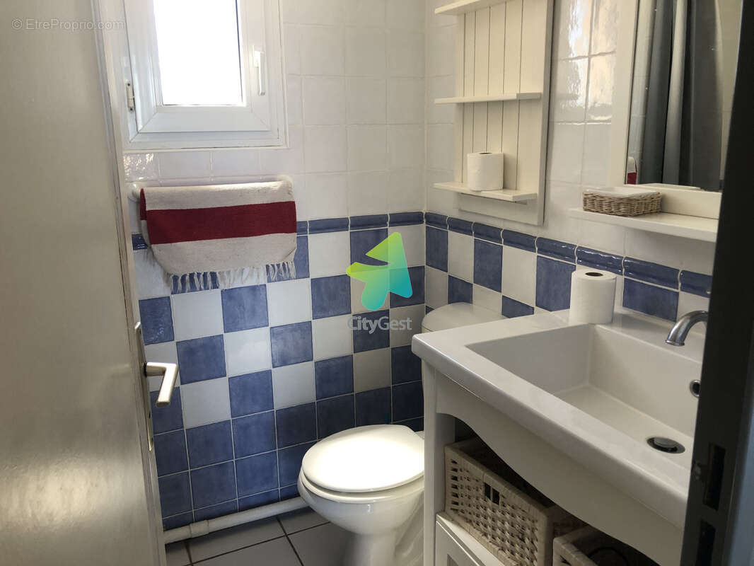 Appartement à FLEURY