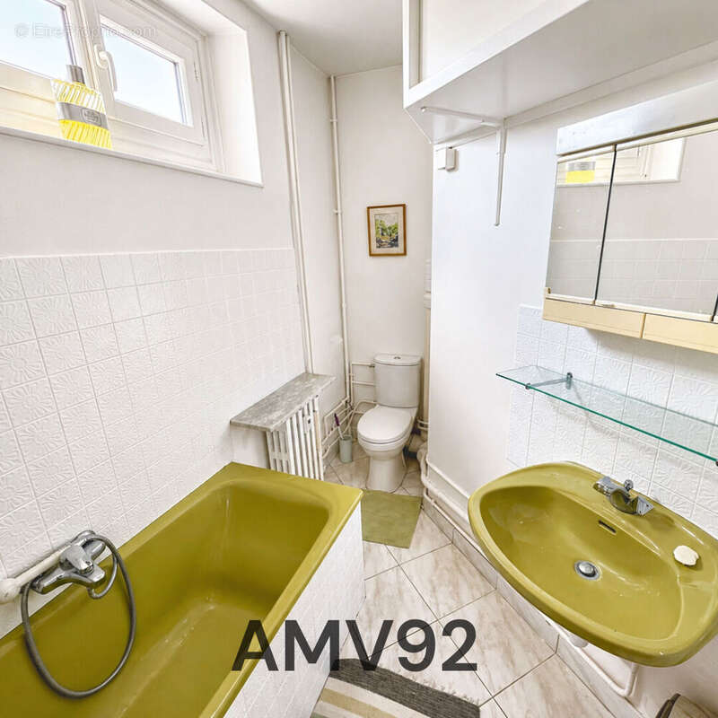 Appartement à LA GARENNE-COLOMBES