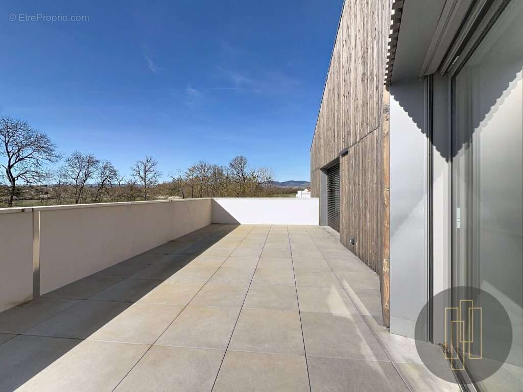 Appartement à ARNAS