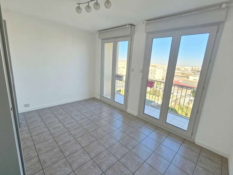 Appartement à MARSEILLE-10E
