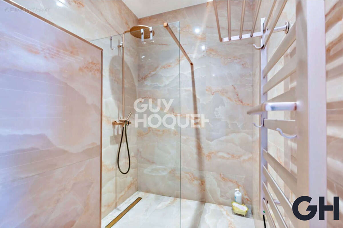 Maison à VILLEURBANNE