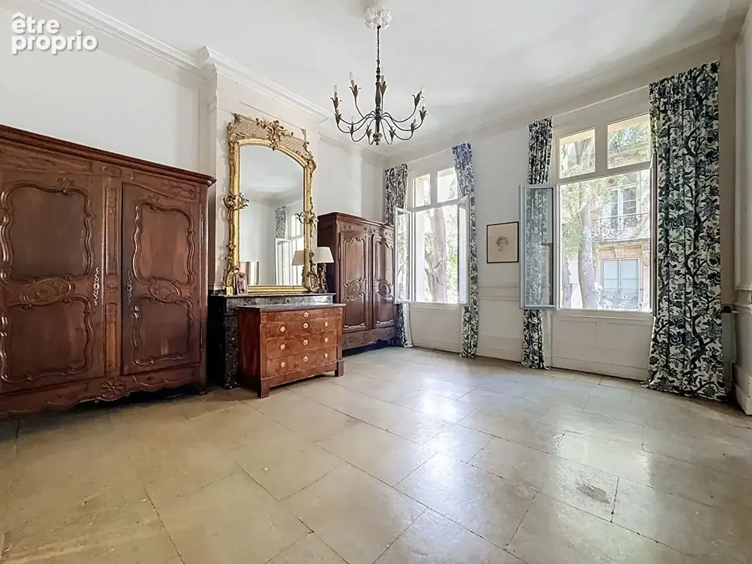 Montpellier écusson - dans hôtel particulier du xviiie siècle  - appartement  de 232 m² avec terrasse de 70  m² - photo 12