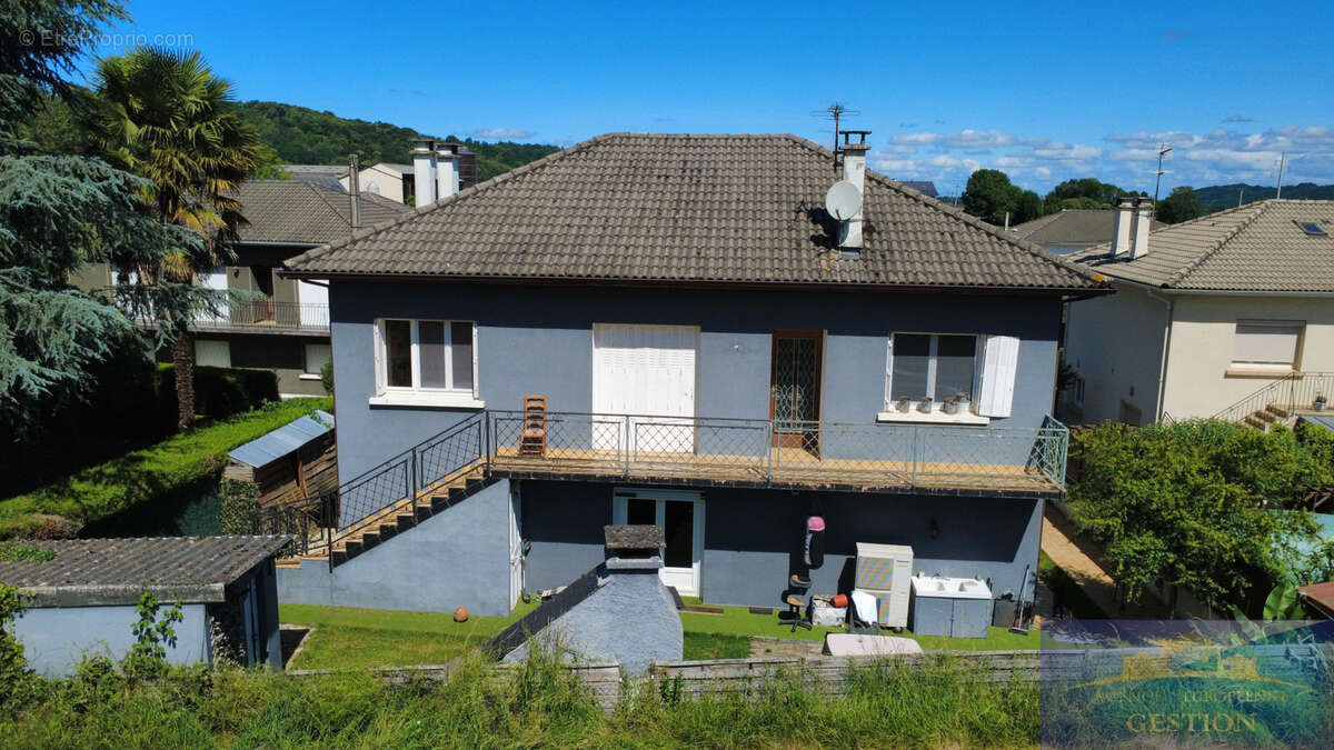 Maison à POUEYFERRE