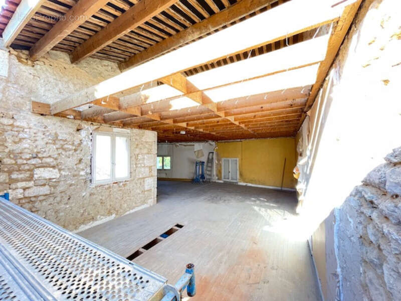 Maison à GOND-PONTOUVRE