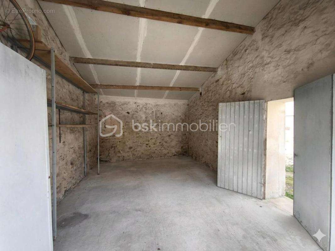 Maison de 61m², 2 chambre et 1 bureau avec jardin - photo 13