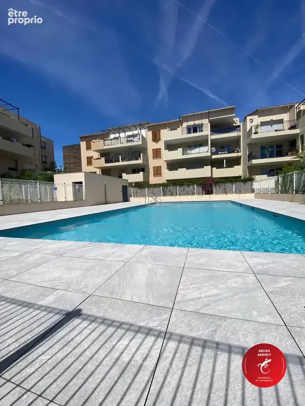 Piscine résidence - Appartement à LE MUY