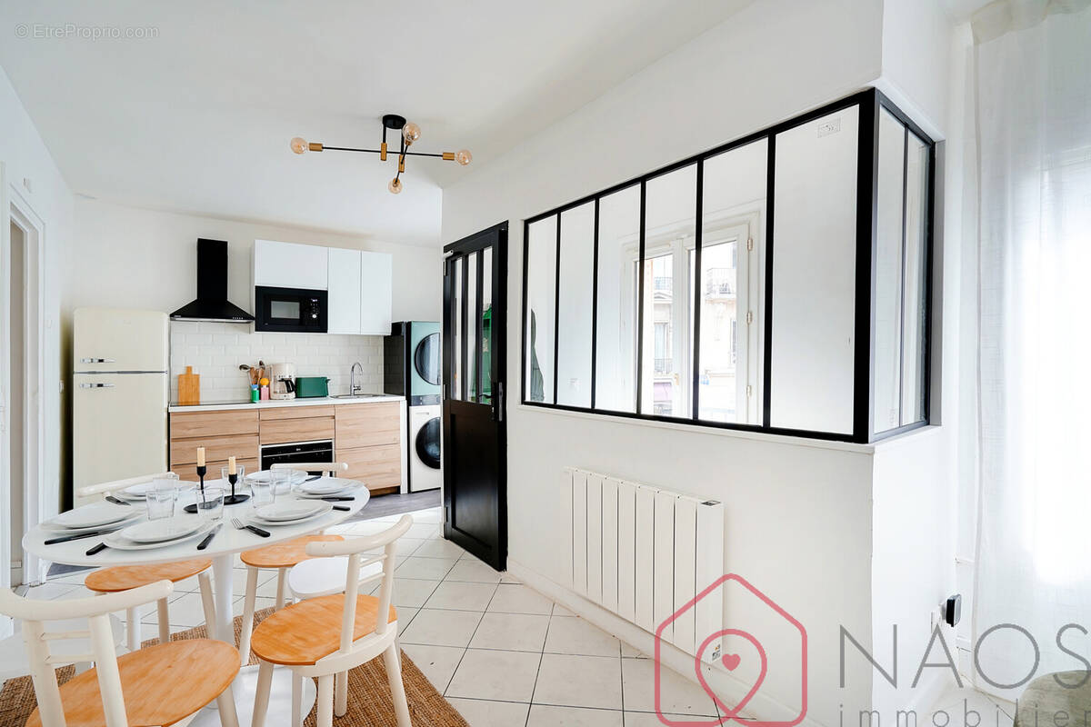 Appartement à PARIS-18E