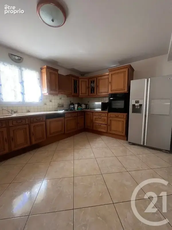 Maison 6 pièces 102 m² à vendre à Vaulx-En-Velin (69120) - photo 7