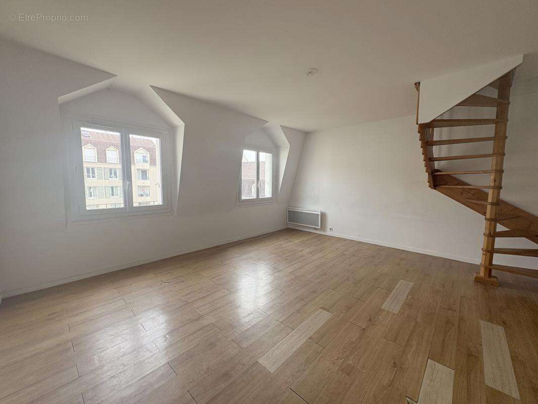 Appartement à RUEIL-MALMAISON