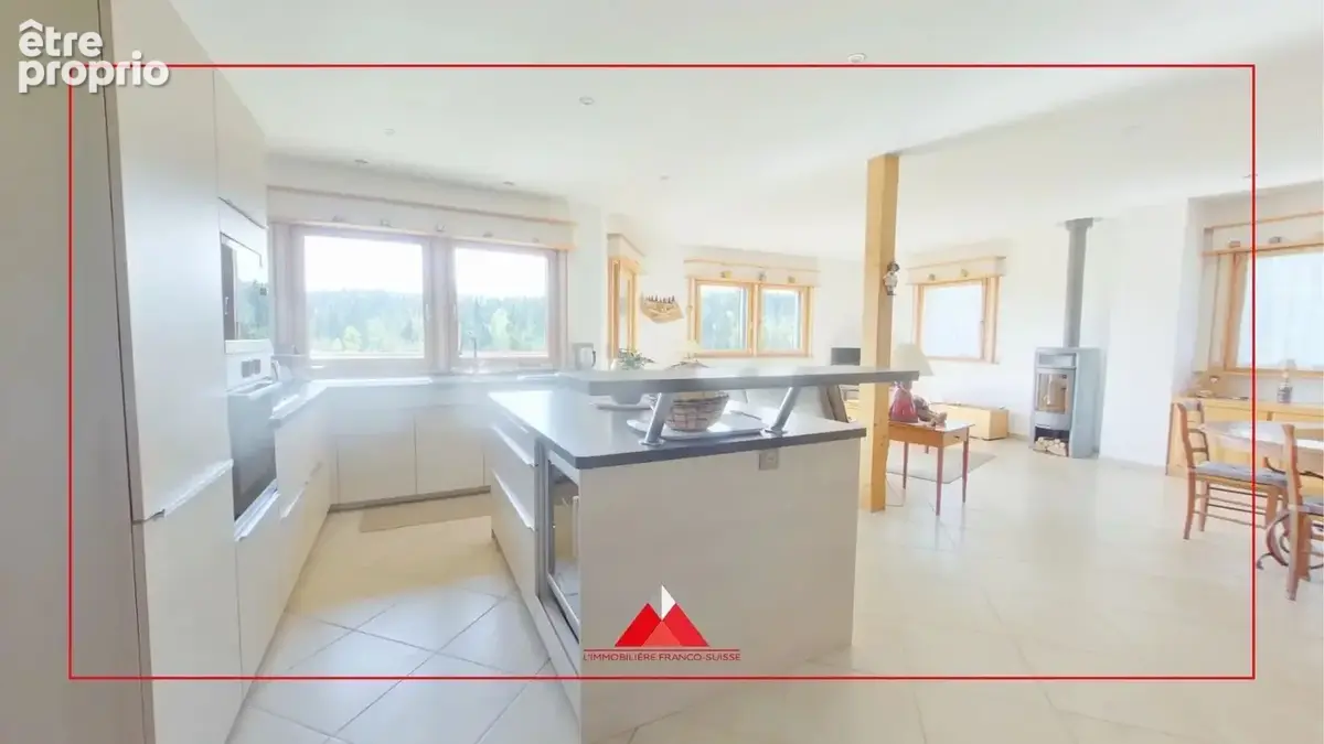 Magnifique Maison avec 6045m² de terrain et vue dégagée - photo 4