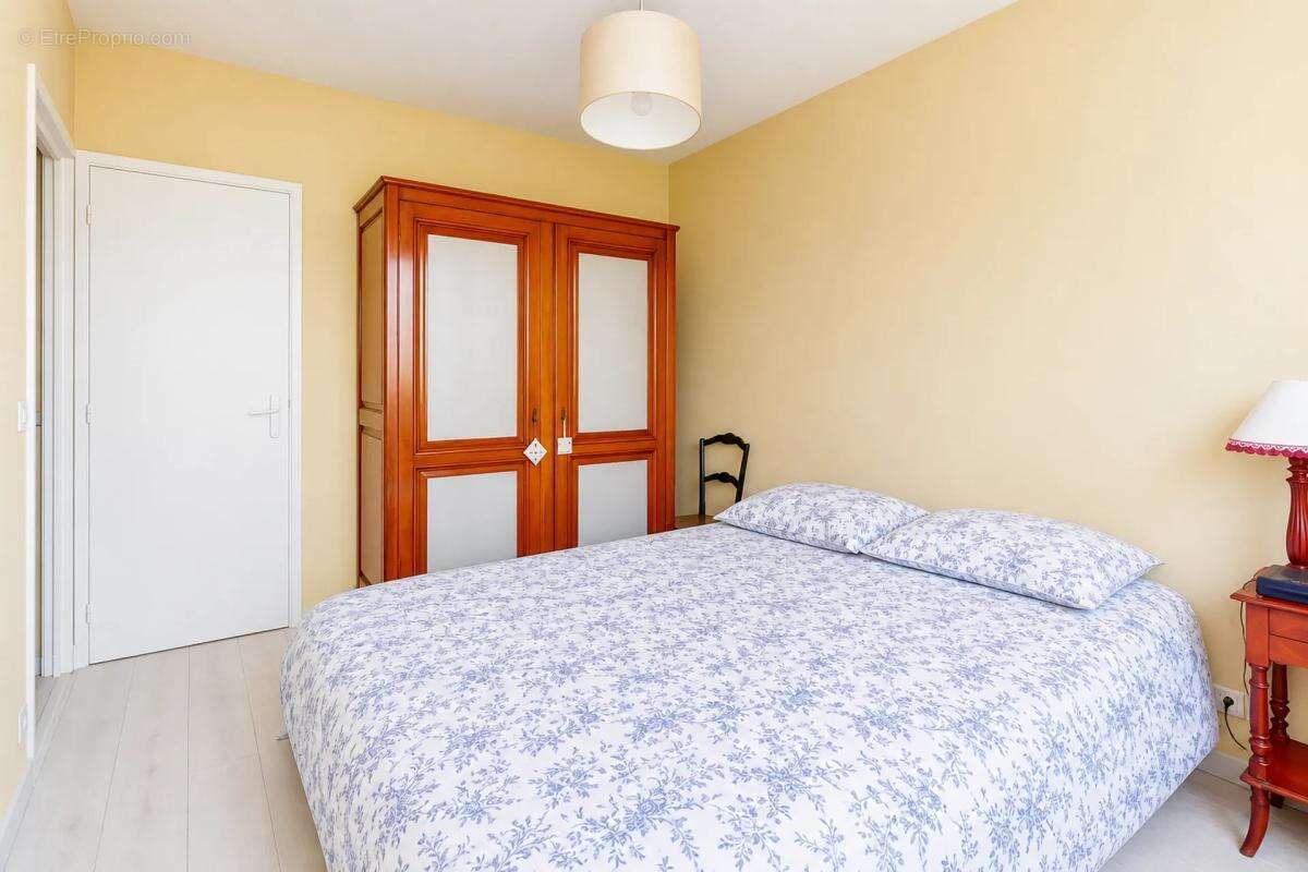 Appartement de 5 pièces de 109 m² à Olivet - photo 4