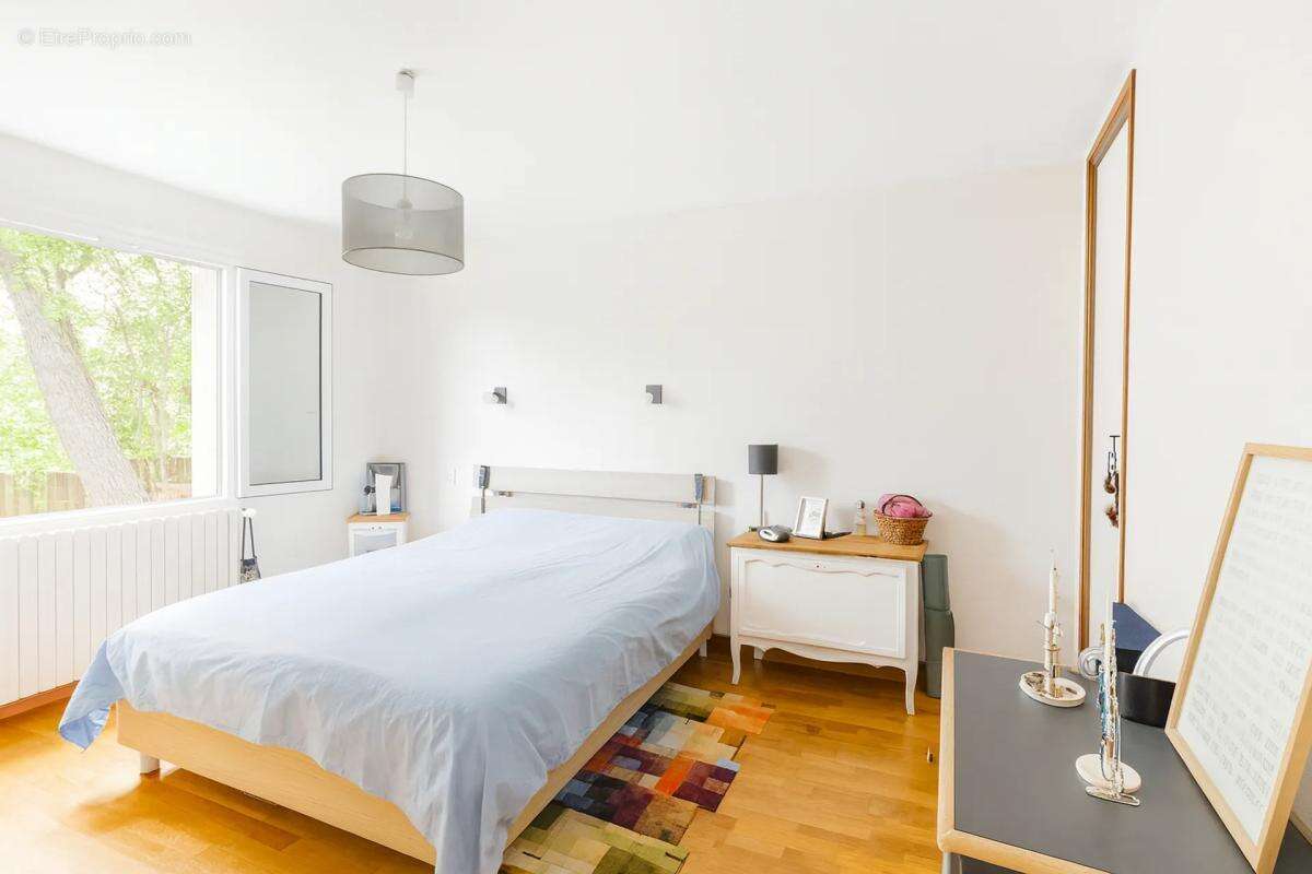 Maison à SAINT-MAURICE-LA-CLOUERE