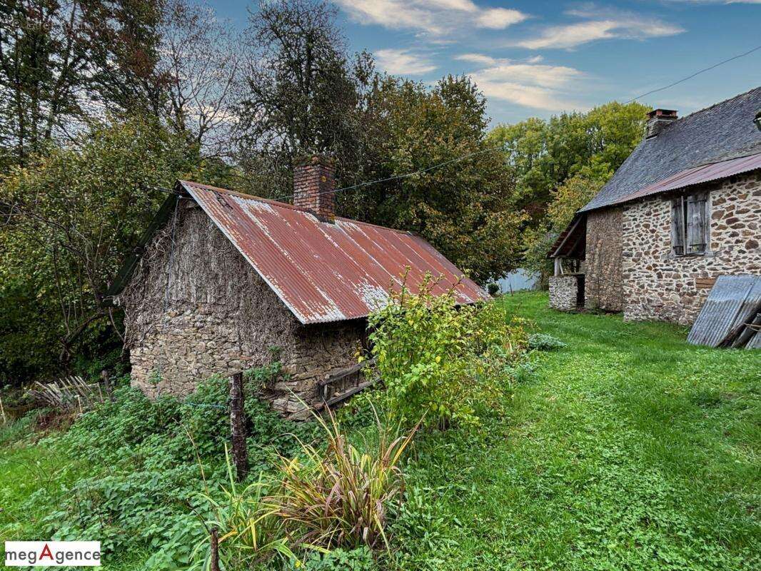 Maison à PERPEZAC-LE-NOIR