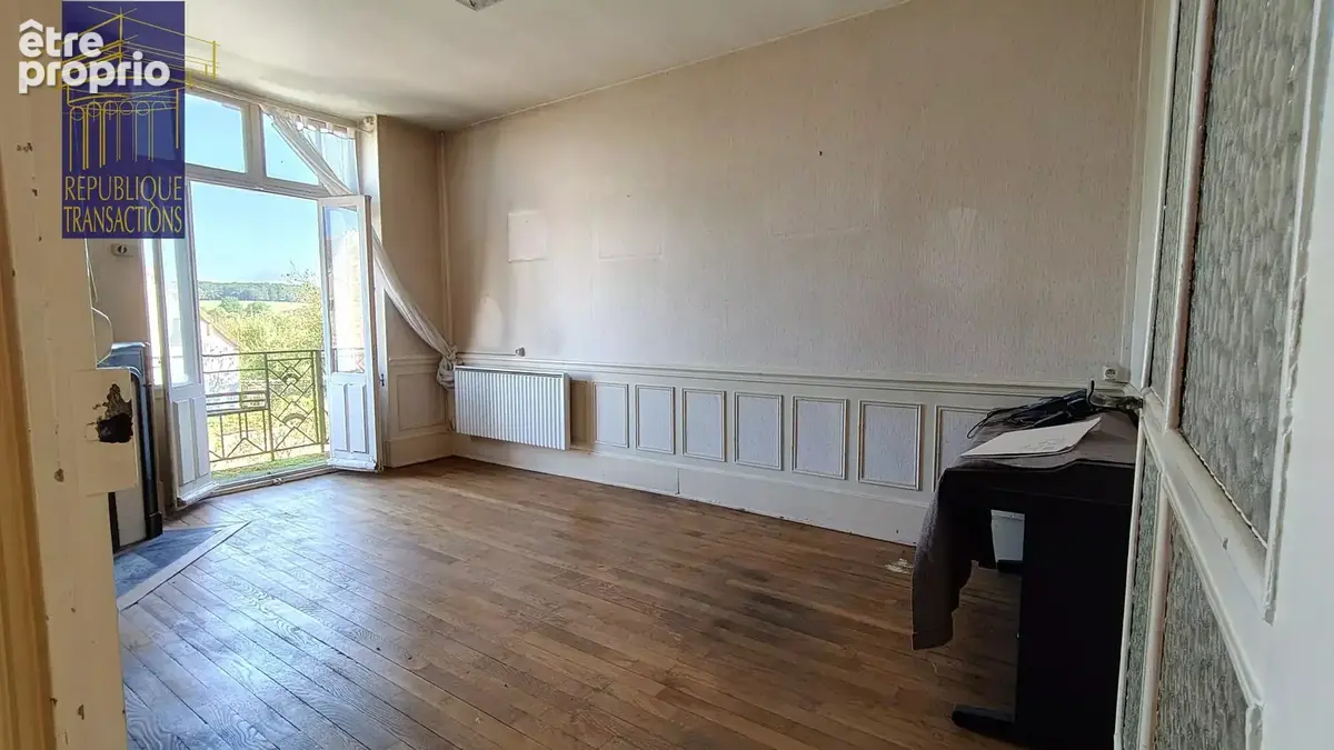 Ancienne école de musique à Arnay-le-Duc  À rénover - photo 5