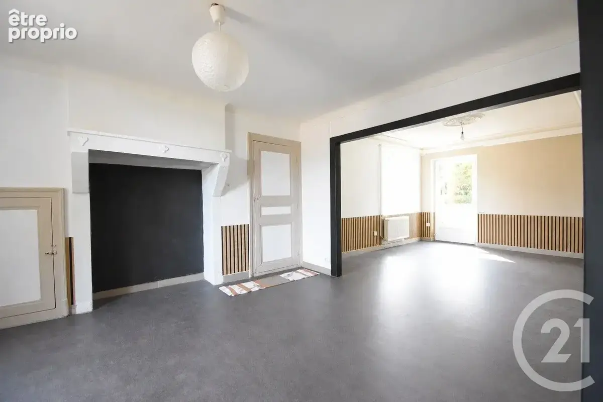 Maison 4 pièces 123 m² à vendre à Le Vernet (03200) - photo 2