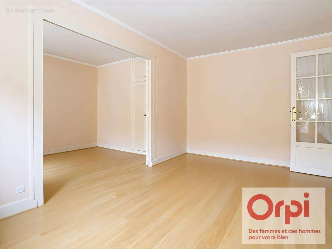 Appartement à ISSY-LES-MOULINEAUX