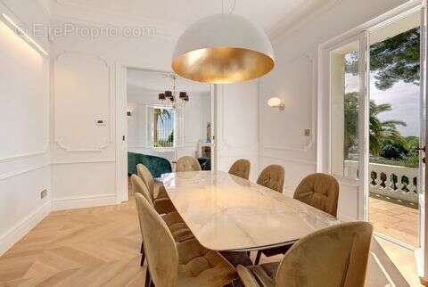 Maison 247 m² à Antibes  - photo 3