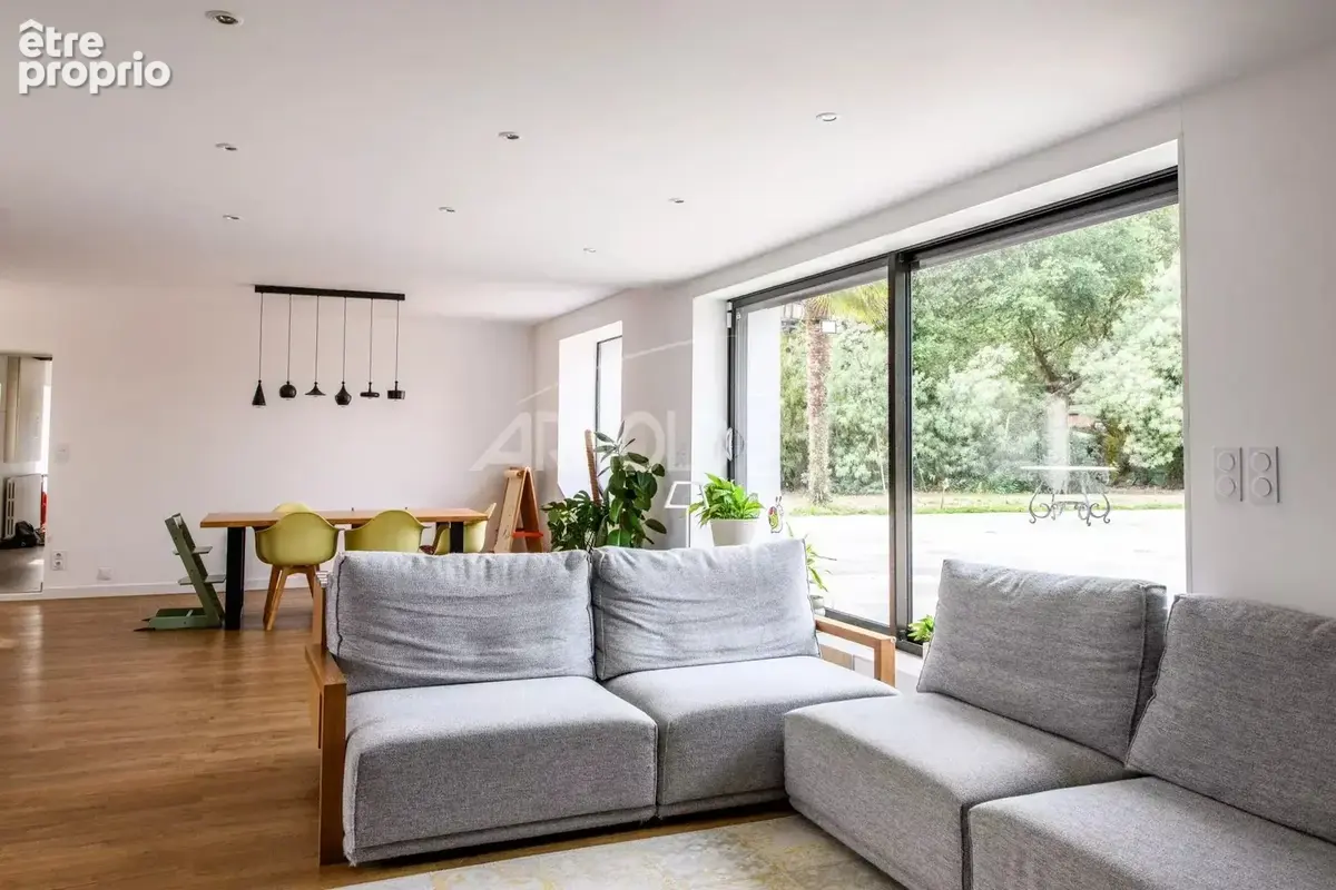 Longère  contemporaine  de  standing  avec  superbe  piscine - photo 10