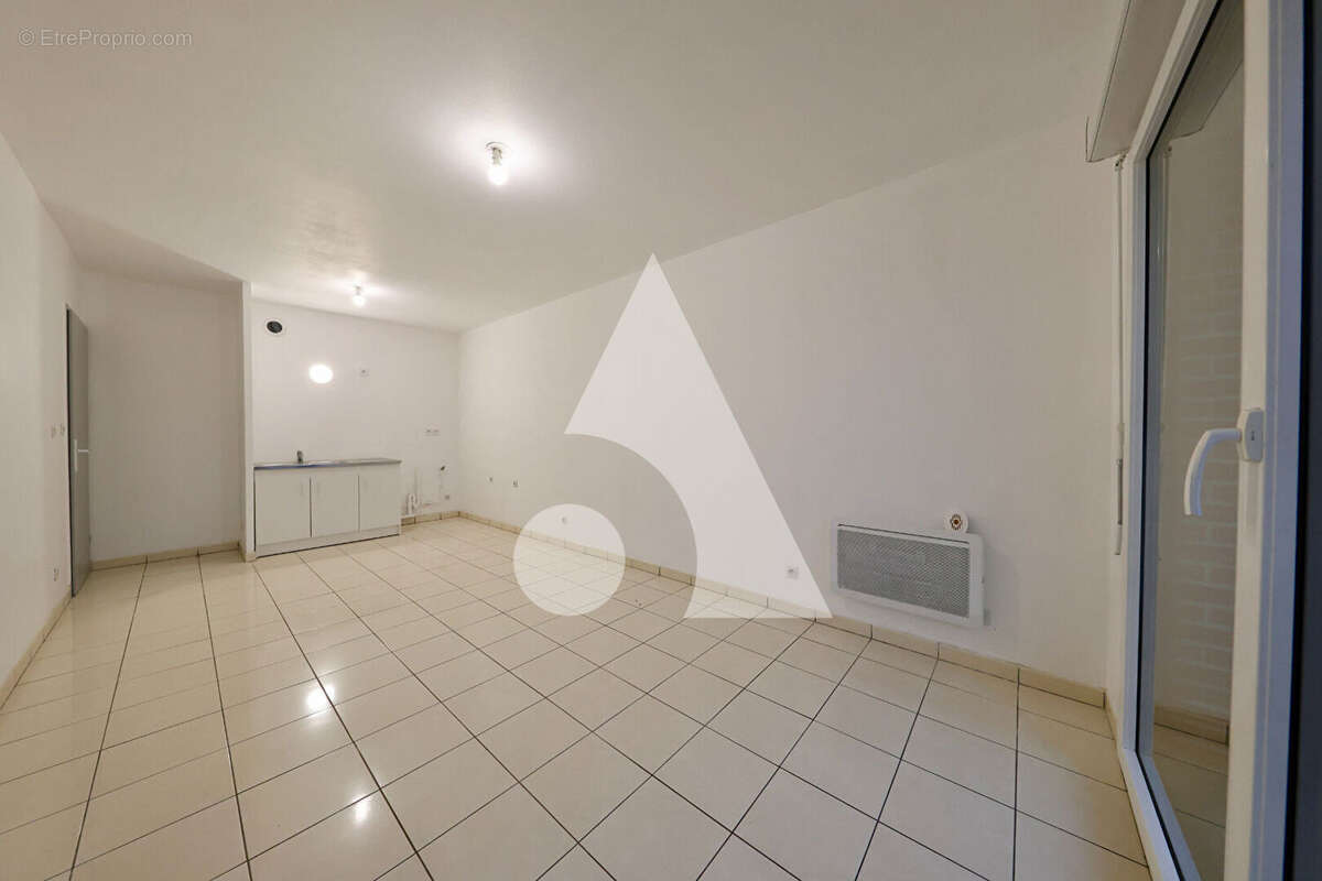 Appartement à CORBEIL-ESSONNES