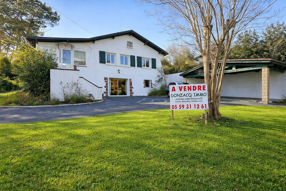 Photo 1 - Maison à ARCANGUES