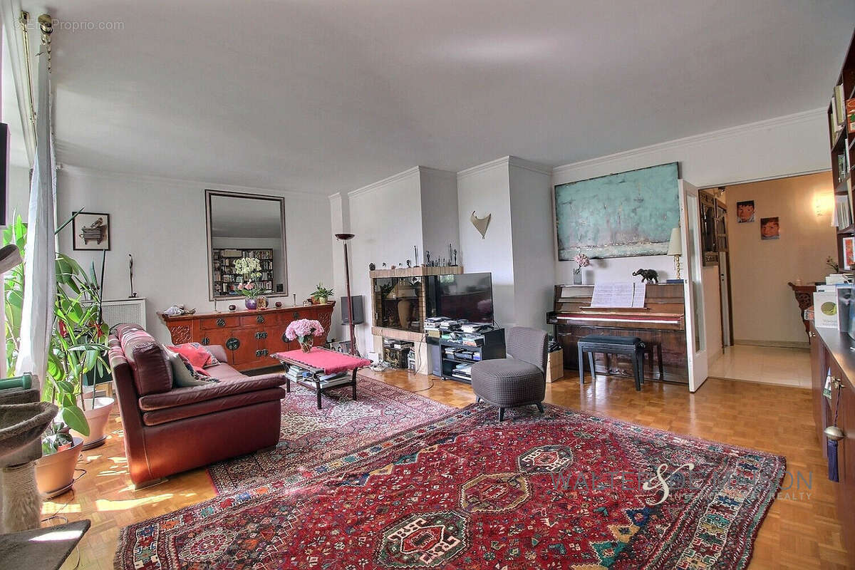 Appartement à PARIS-12E